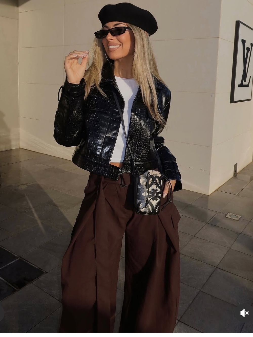 TREND NEW ZARA PLEATED CARGO PANTS
🚨firm price no discount on this pants - Picture 6 of 16